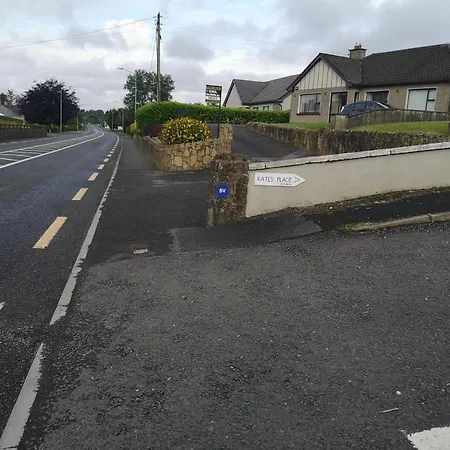 Kate's Place Bedroom Ensuite Close To Donegal Town